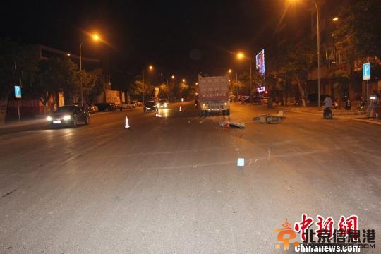 广西一货车司机交通违法51起超车致1人死亡（图）