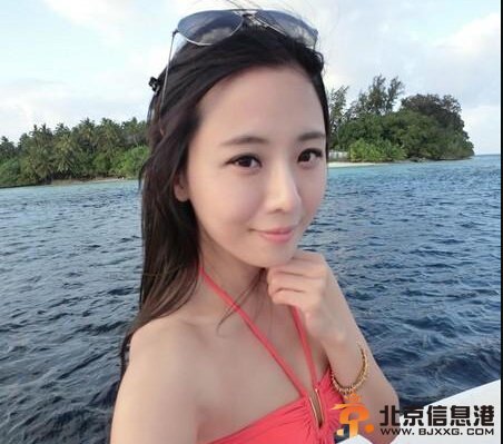 陶喆小16岁未婚妻首曝光 身形纤瘦外型亮丽
