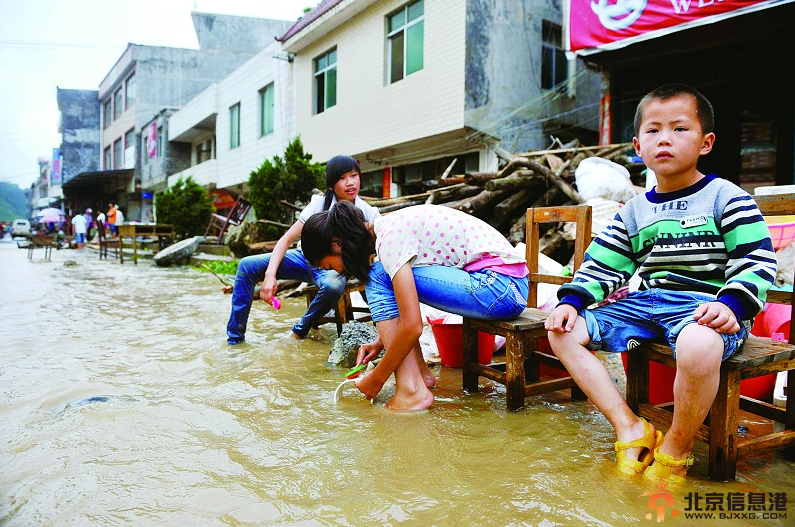 东旱西涝:广东徐闻水稻几乎绝收 广西西北遭暴雨