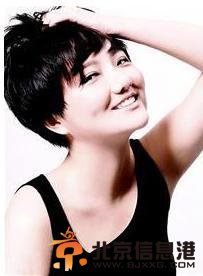 前超女王梓否认整容系炒作：修正自己缺陷