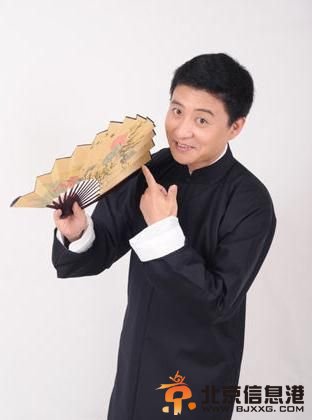 相声演员周炜被指开霸王车 自称是受害者