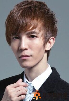 吴亦凡郭敬明微博互动 粉丝高呼：在一起！