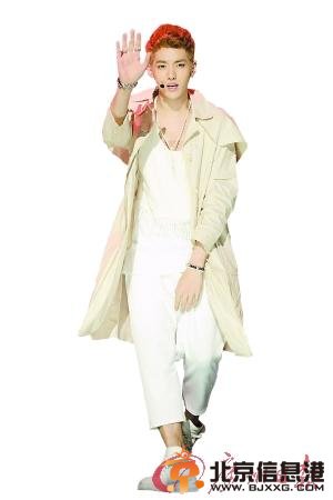 郭敬明有望与吴亦凡合作 粉丝：不要有床戏吻戏(图)