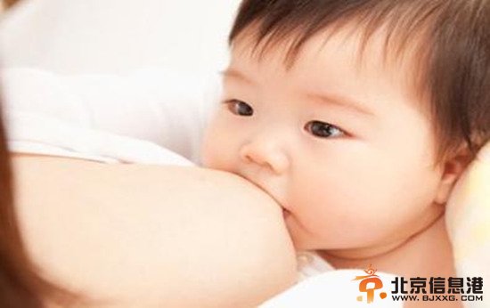 杨幂儿童节生产下女儿糯米像父母么?丰胸假体乳房能哺乳么?