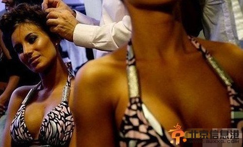 另类奇葩重口味选美比赛恶心到吐 变性人选美你hold不住