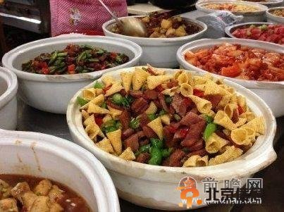 西瓜炒肉神菜惊现高校食堂 盘点那些大学食堂的奇葩菜【组图】