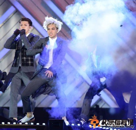 2014韩国梦想演唱会直播：少女时代BeastEXO等32组歌手现身全场“中毒”