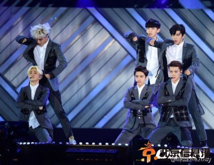 2014韩国梦想演唱会直播：少女时代BeastEXO等32组歌手现身全场“中毒”