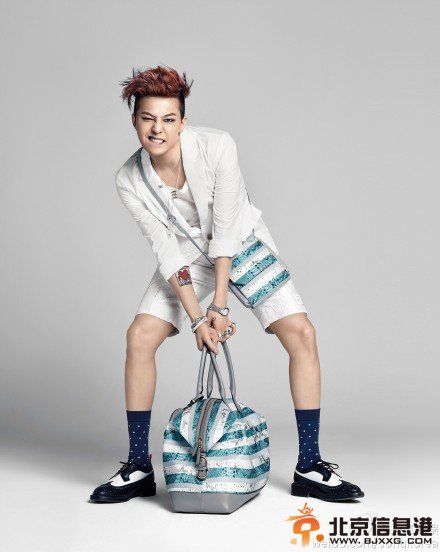 Bigbang成员G-DRAGON权志龙广告照公开 GD拍广告被赞有范儿