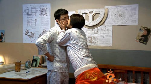 闫妮曹炳琨接吻