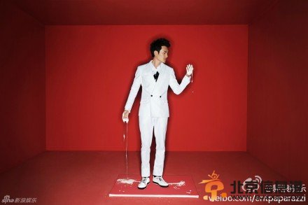 冯绍峰最新杂志时尚写真曝光 《后会无期》《黄金时代》《狼图腾》风暴来袭