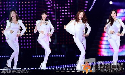 第20届韩国梦想演唱会现场高清大图 少女时代EXO登台献唱