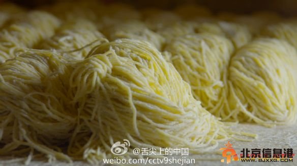 《舌尖上的中国2》第六集“秘境”再遭网友吐槽：看了一集动物世界