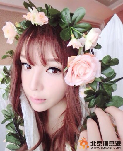 校花梦妮gabby秒杀嫩模 翻版Angelababy爆乳露半球力挺巴西队