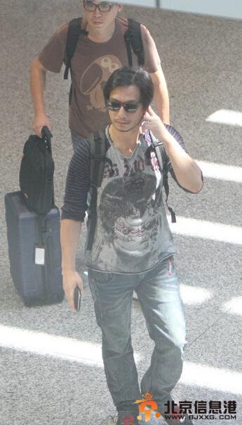 彭顺怒斥与李心洁离婚传闻：编剧都编不出来