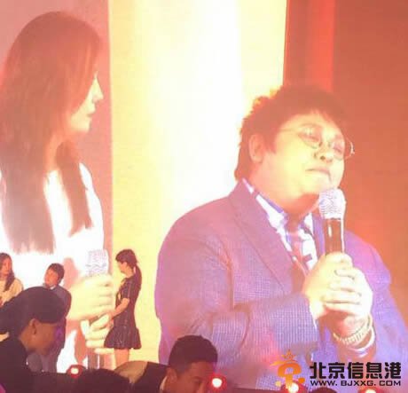 赵薇为公公庆80大寿 尚雯婕韩红一嗓子高音惊呆老寿星【组图】