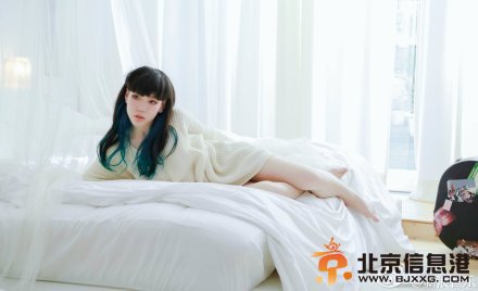 吴莫愁新歌《靠近》MV在线观看 魔女吴莫愁回归<a href='http://www.bjxxg.cn/edu/xiaoyuan/' target='_blank'><u>校园</u></a>爱情为毕业季加油