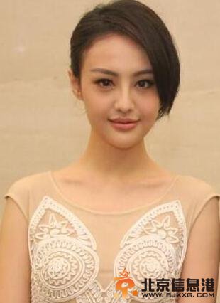 郑爽自爆整容前后全过程 张翰曾陪自己取出假体