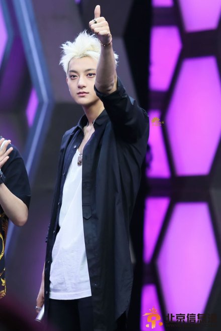 EXO快乐大本营2014录制现场高清图 鹿晗朴灿烈黄子韬耍宝卖萌