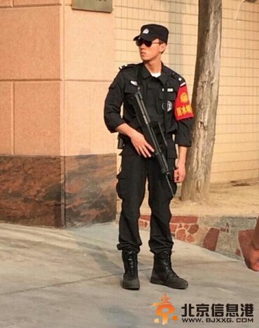 组图：一夜爆红的丽水特警哥 一大波生活照曝光
