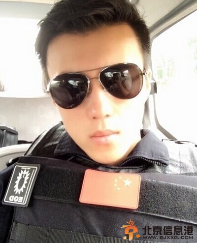 组图：一夜爆红的丽水特警哥 一大波生活照曝光