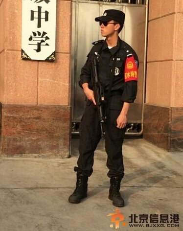 组图：一夜爆红的丽水特警哥 一大波生活照曝光