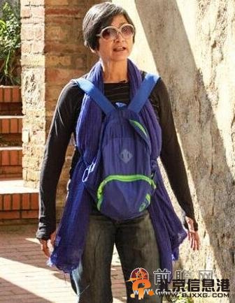 许晴拉黑郑佩佩只为华晨宇？两人相互取消关注私下较劲