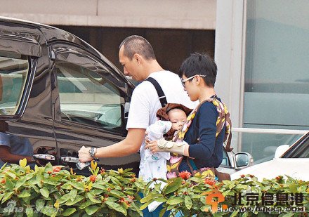 陈豪陈茵媺儿子正面照公开 陈豪儿子梓烨首度曝光