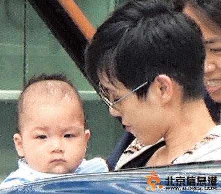 陈豪陈茵媺儿子正面照公开 陈豪儿子梓烨首度曝光