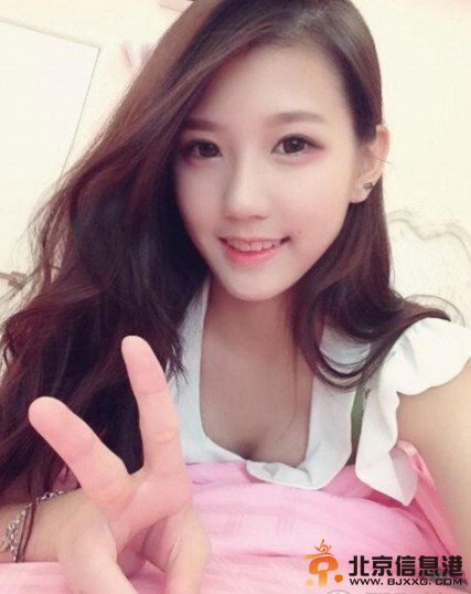 美少女四叶草JoyceChu靓照小清新 神曲《别再当我是韩国妞》爆红