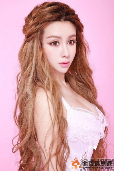 范冰冰艺校校花高彩琪情趣内衣写真 真人芭比[组图]