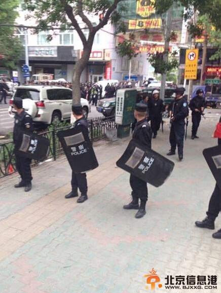 乌鲁木齐早晚市因恐怖主义威胁关闭