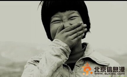  变形计尚领兄资料,藏族丫头尚领兄失去双亲、跟爷爷相依为命