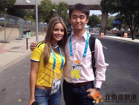 哥伦比亚性感女记者赛场抢镜 大量性感私照曝光