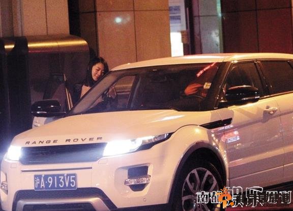 黄奕晒家暴照夺女抚养权 黄毅清多次酒店偷腥有图有证据