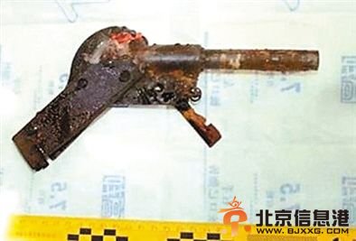 代课女教师成为人质之后