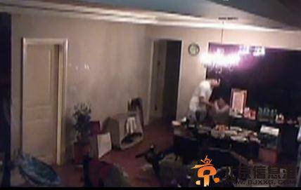 黄奕家暴视频曝光 老公黄毅清大喊：打你了吗