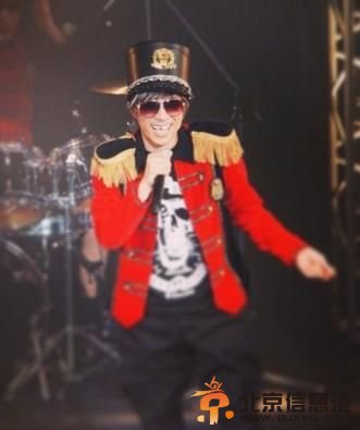 田村淳唱到一半牙断掉