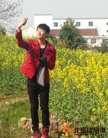 胡雪桐snow一见钟情微博寻人 动车上的心动男生志明照片曝光