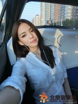 释小龙现任女友是谁?释小龙女友王若伊个人资料照片微博介绍