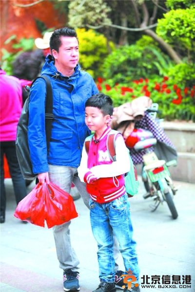 王中磊：儿子，有老爸，你没必要“趁早成名”。(设计独白)