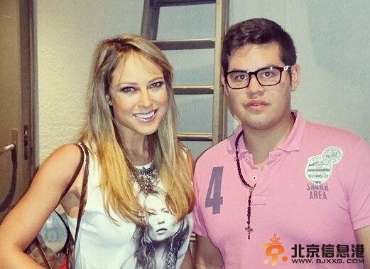墨西哥美女主播Vanessa Huppenkothen 瓦妮莎-胡本柯腾是名模