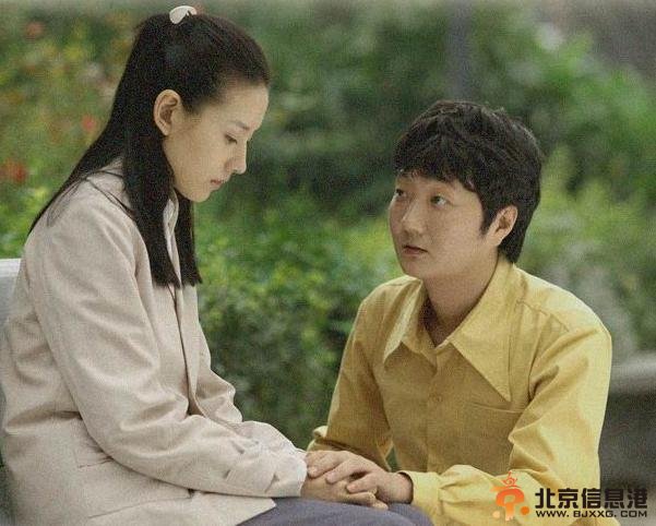 王大治回应与董洁激吻门后分手：不后悔所作所为