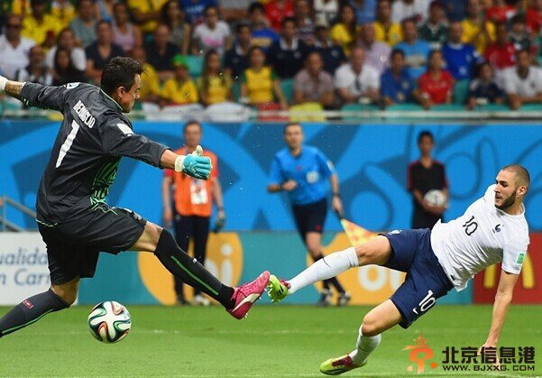世界杯法国vs瑞士5-2大胜 瑞士超20年不胜法国