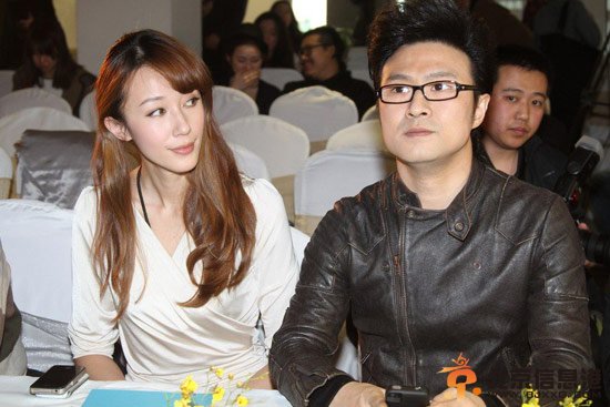 林师杰出轨车震嫩模当场捉奸 文章黄奕明星出轨事件盘点