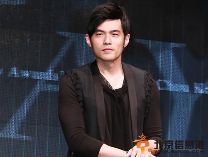 周杰伦结婚日变“万人失恋日”话题讨论1.2亿次