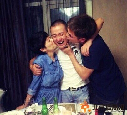 马伊琍吻文章网友不买账 夫妻俩果然都是演技派【图】