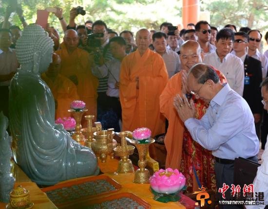 缅甸总统吴登盛参访<a href='http://www.bjxxg.cn/news/beijing/' target='_blank'><u>北京</u></a>灵光寺 参加开光法会