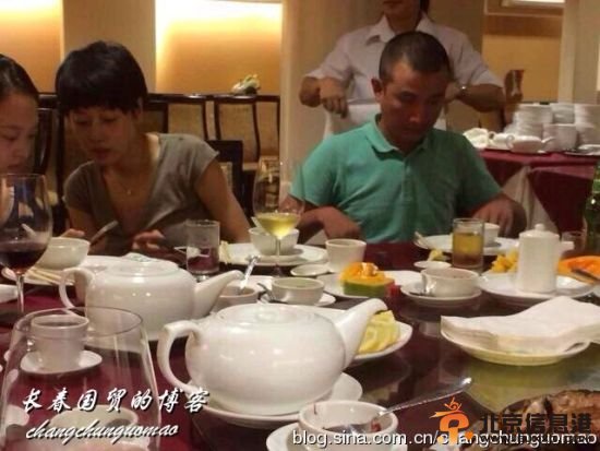 文章马伊琍度假晒幸福 丝毫不受文章出轨姚笛影响