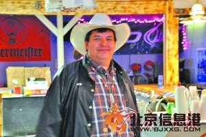 美国一小镇仅两人局住 40万美元就拥有一个小镇